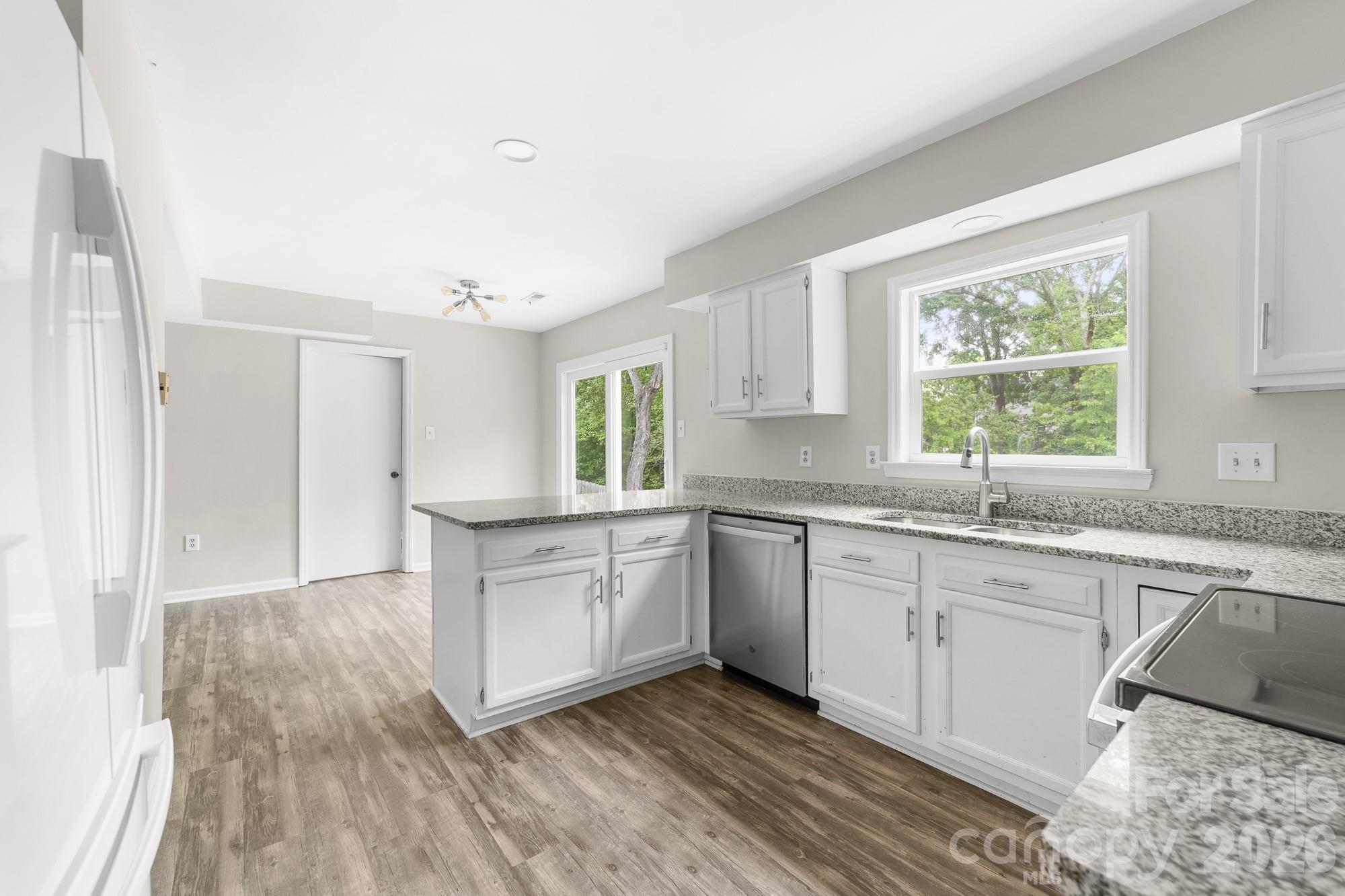 Settlers Landing - Residential