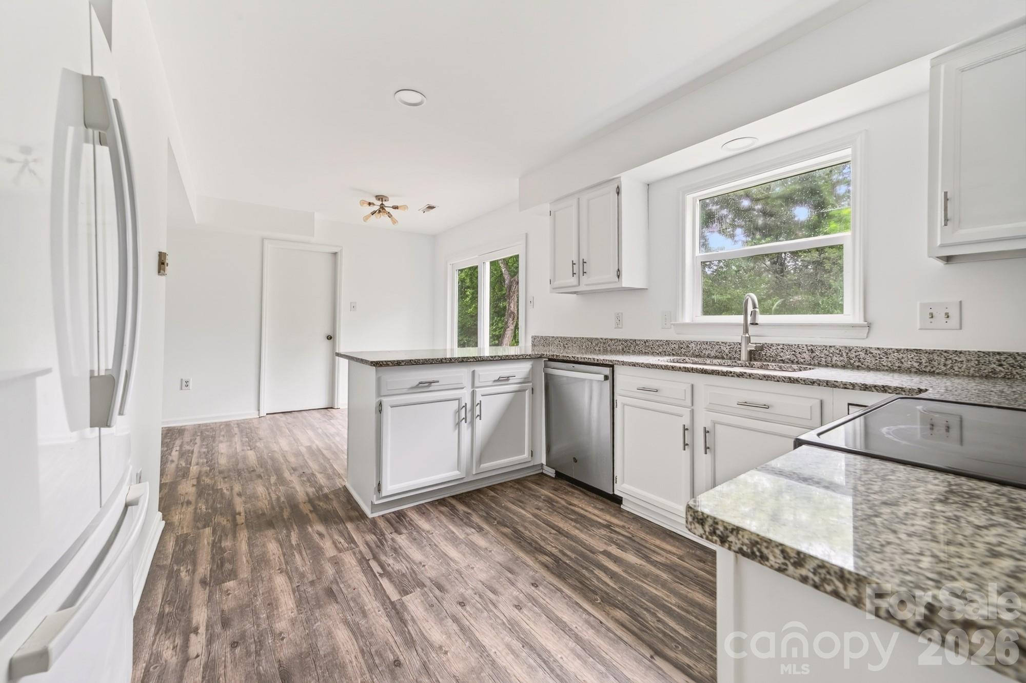 Settlers Landing - Residential