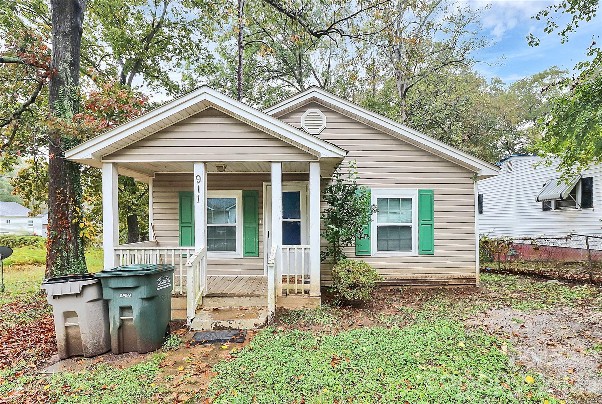 Newly renovated home in one of Gastonia's fastest-growing neighborhoods. Seller has 3 other homes close by that are available.
For buyers looking for your next home, you're getting a turnkey home in a neighborhood that's actively changing for the better. Walk or drive minutes to the FUSE District, where new restaurants, craft breweries, a live events stadium, and walkable retail have completely transformed downtown Gastonia. Durty Bull Brewing, Keepsake Brewery, and Waterbean Coffee are all open now. Franklin Yards — a brand-new 280-unit residential development — is going up nearby, which tells you where the neighborhood is headed. And when you need the city, Charlotte is 21 miles away, about a 26-minute drive.
If you're looking for your next investment, the home is cash flowing at $1,075/month with a lease through October 2026. The fundamentals behind this market are real — $75M+ in private investment into downtown, $102M from Fit Precast bringing 125 jobs to the county, and a city that's actively investing in infrastructure. You're buying into a stabilizing market before it fully prices in.