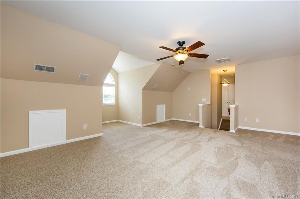 Autumn Cove at Lake Wylie - Residential