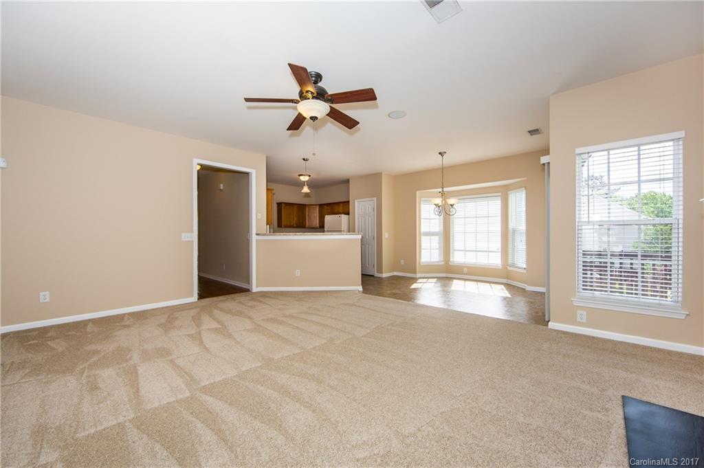 Autumn Cove at Lake Wylie - Residential