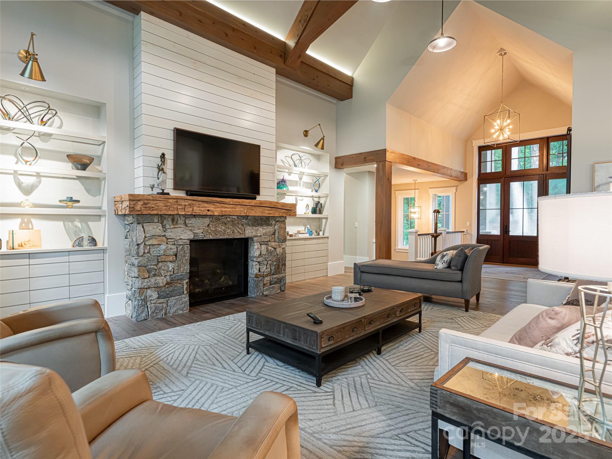 Pinchot Forest - Residential