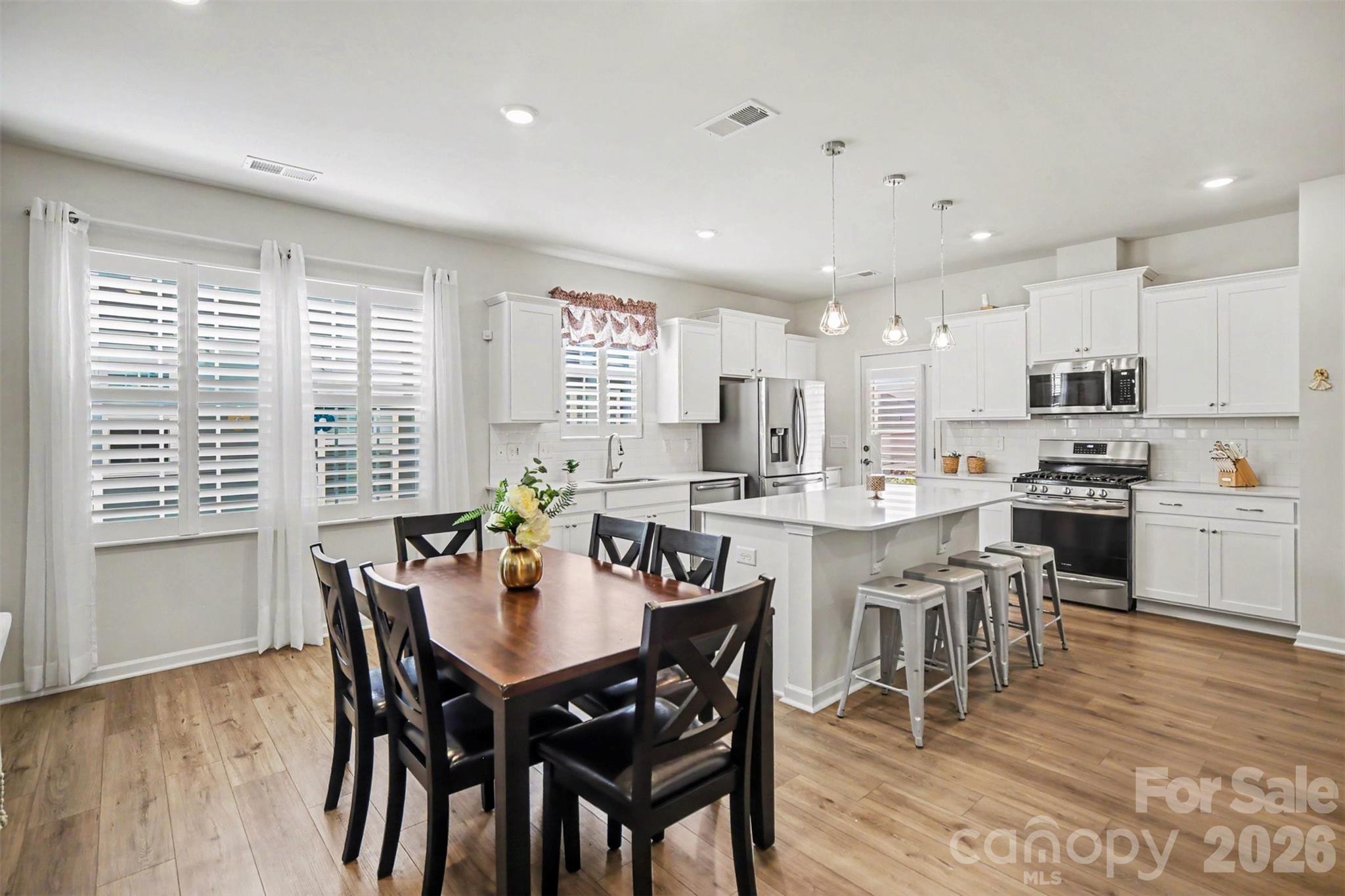 Elizabeth - Residential