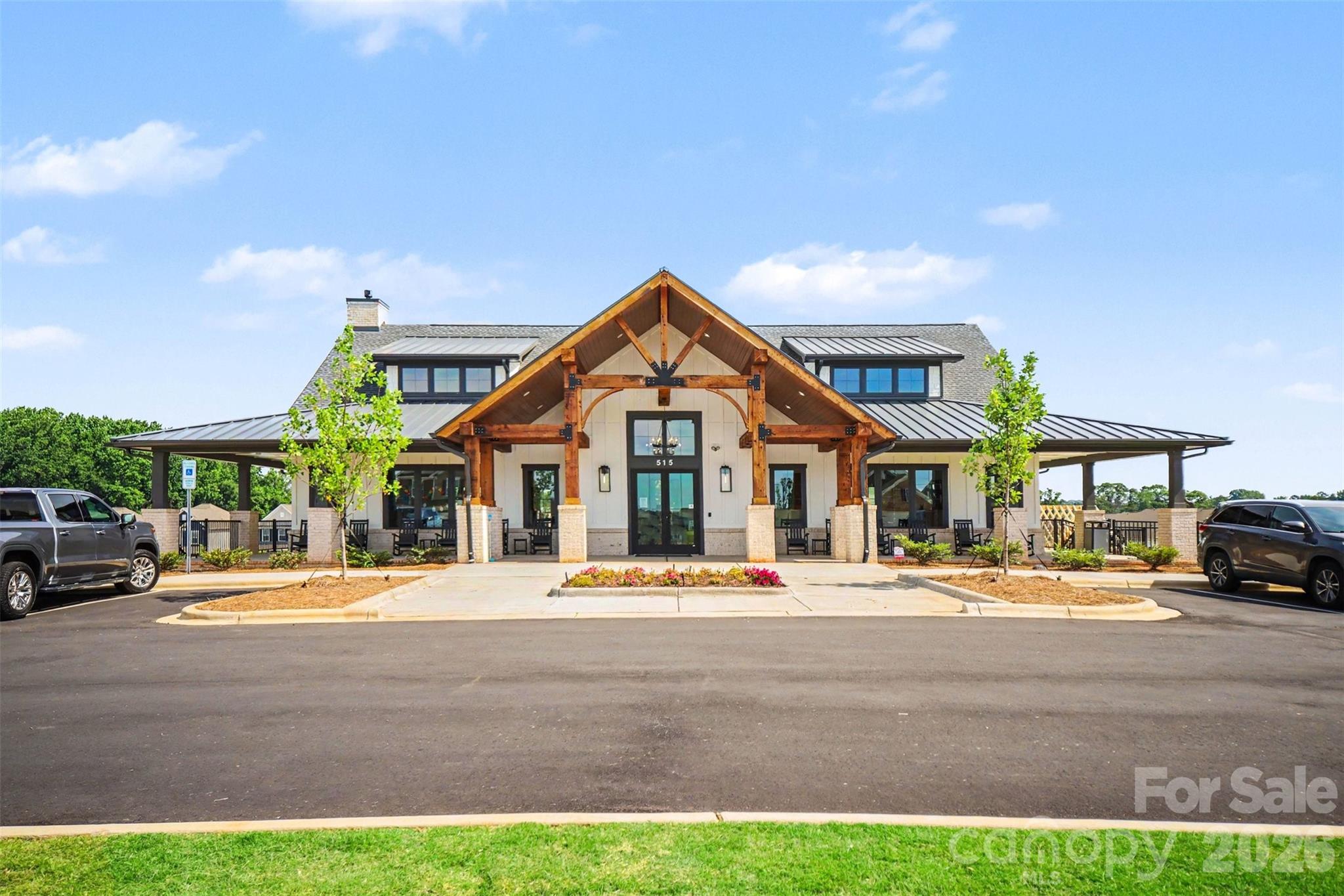 Elizabeth - Residential