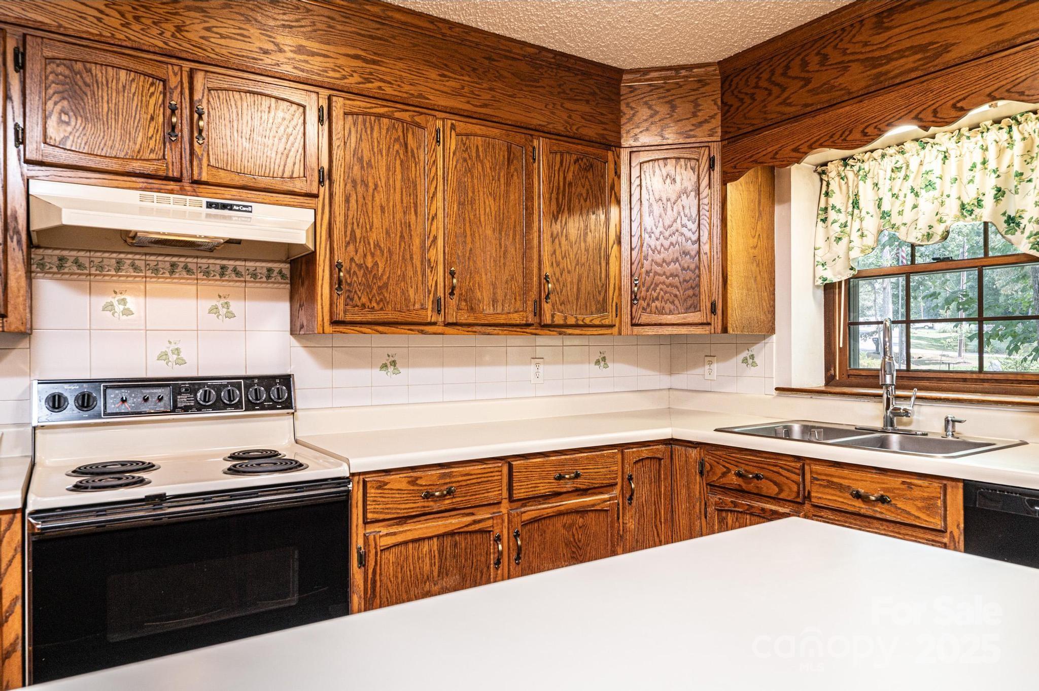 Woodland Oaks - Residential