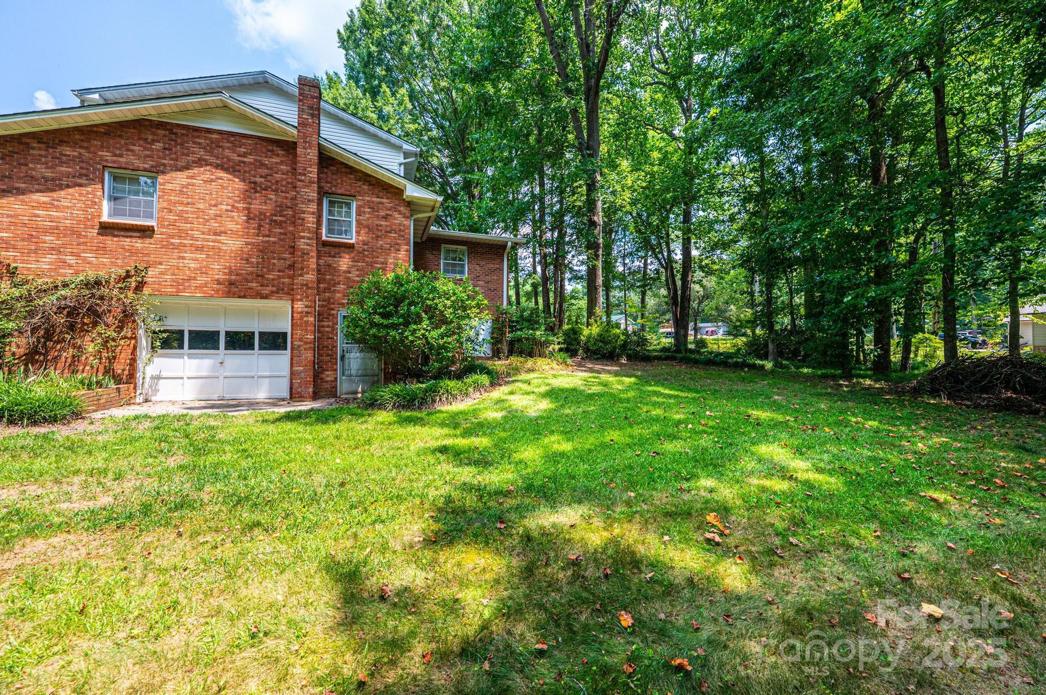 Woodland Oaks - Residential