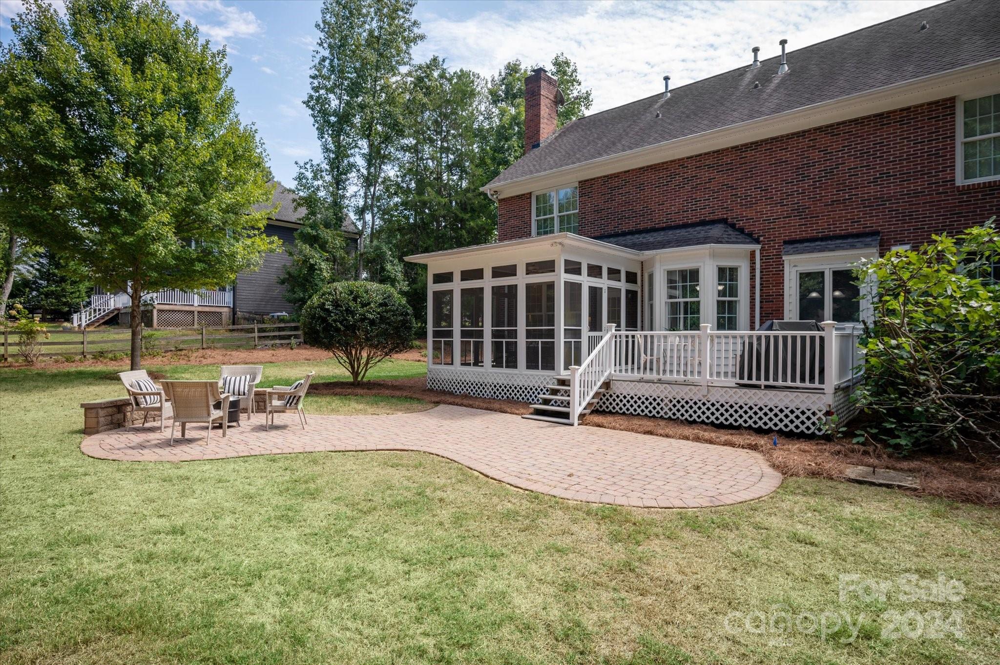 Weddington Woods - Residential