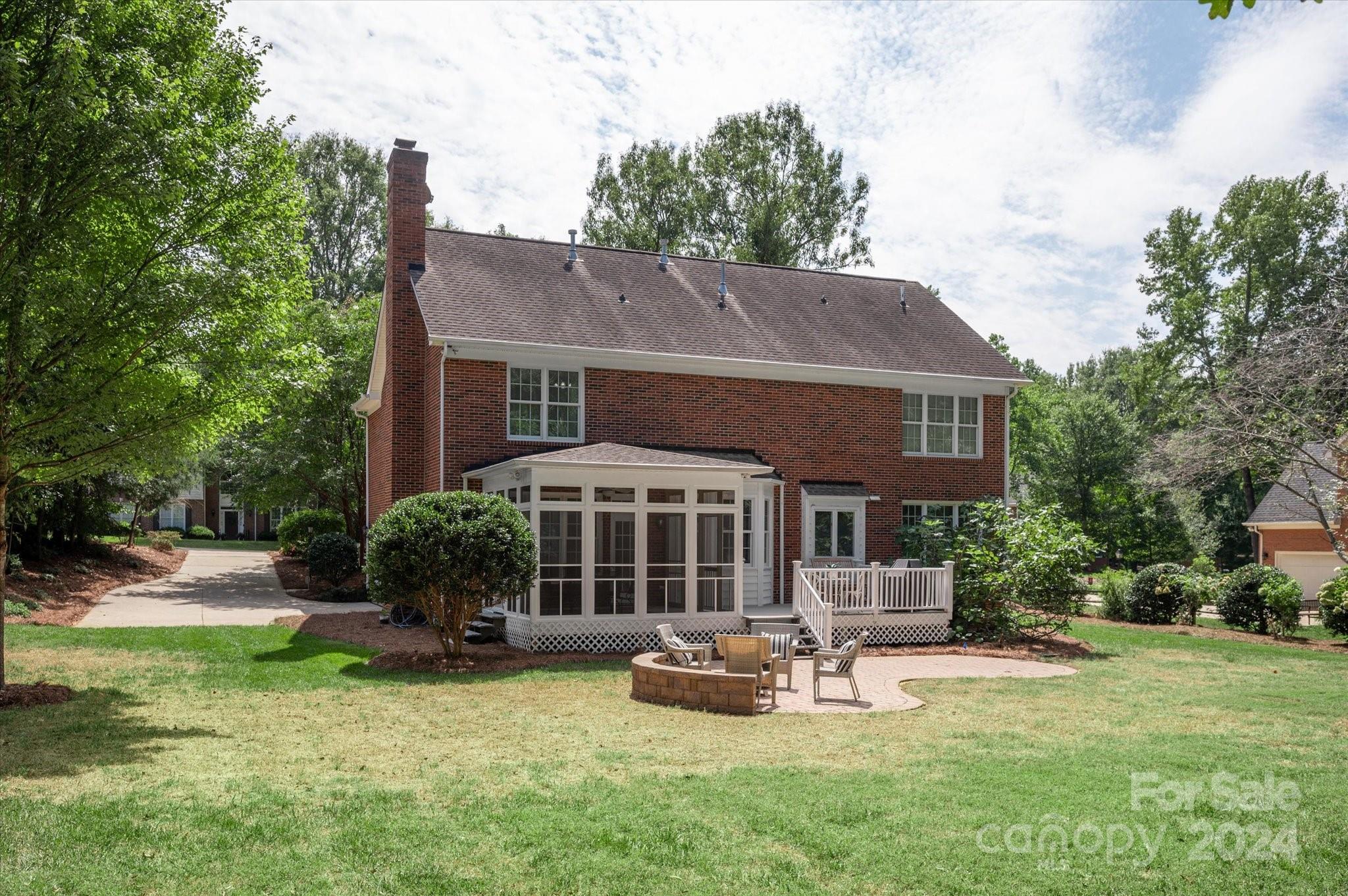 Weddington Woods - Residential