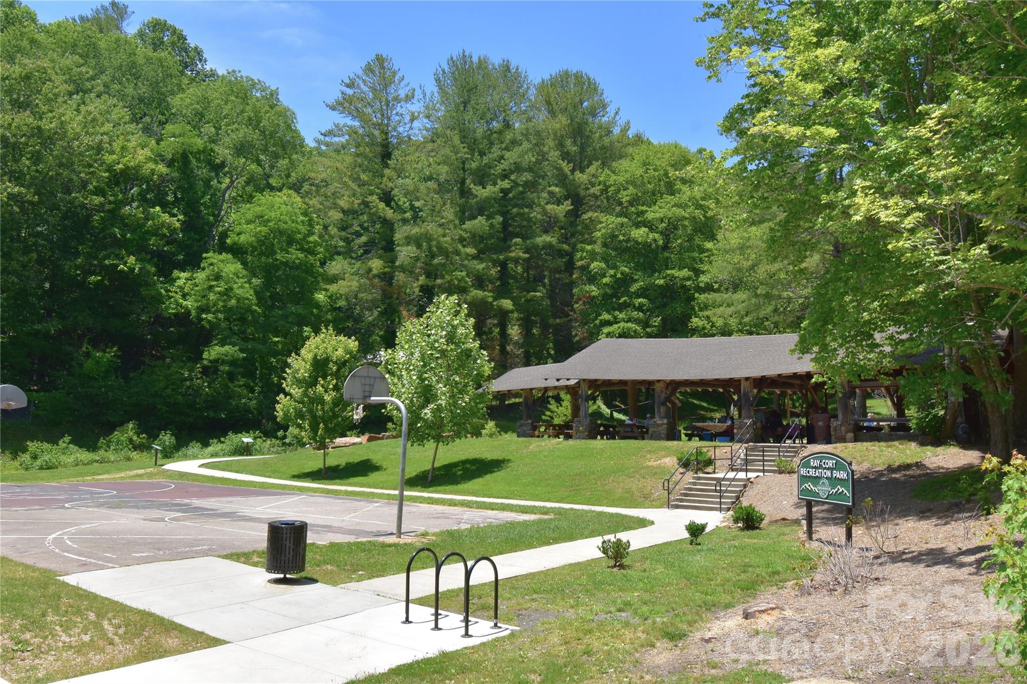 Kings Court - Residential