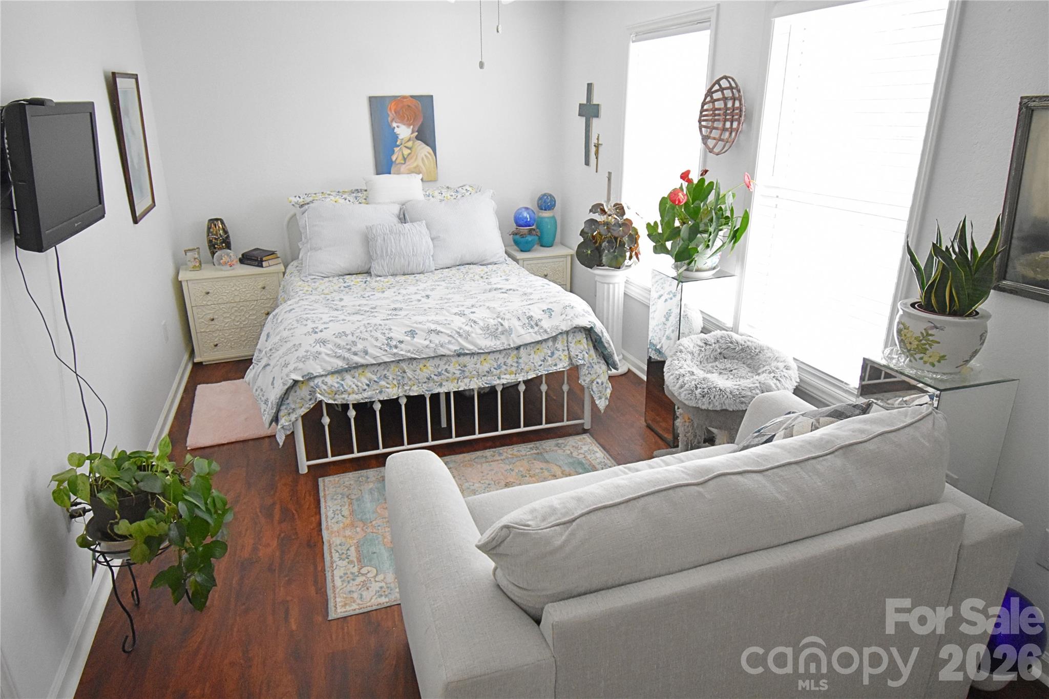 Kings Court - Residential