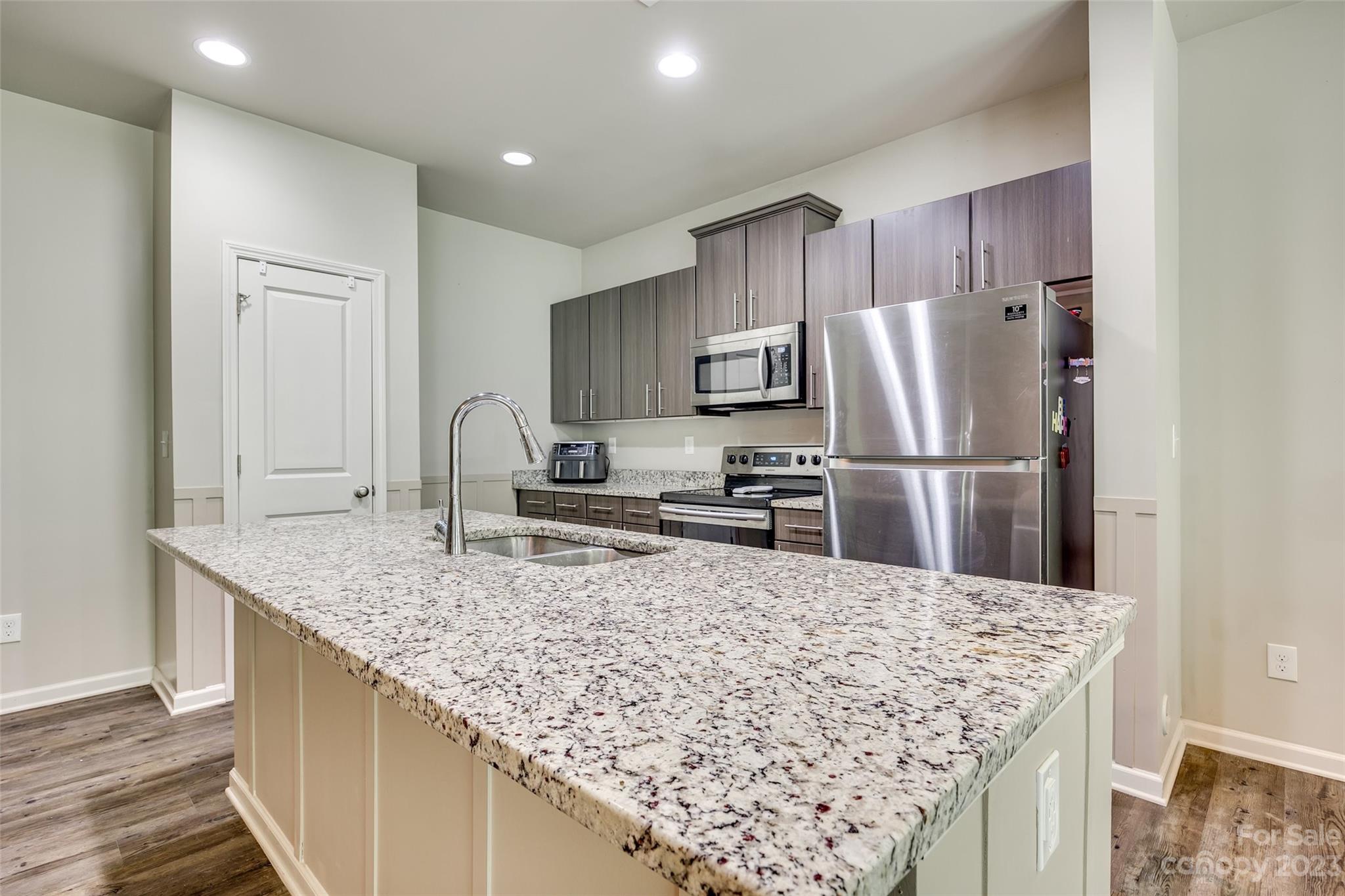 regent park - Residential