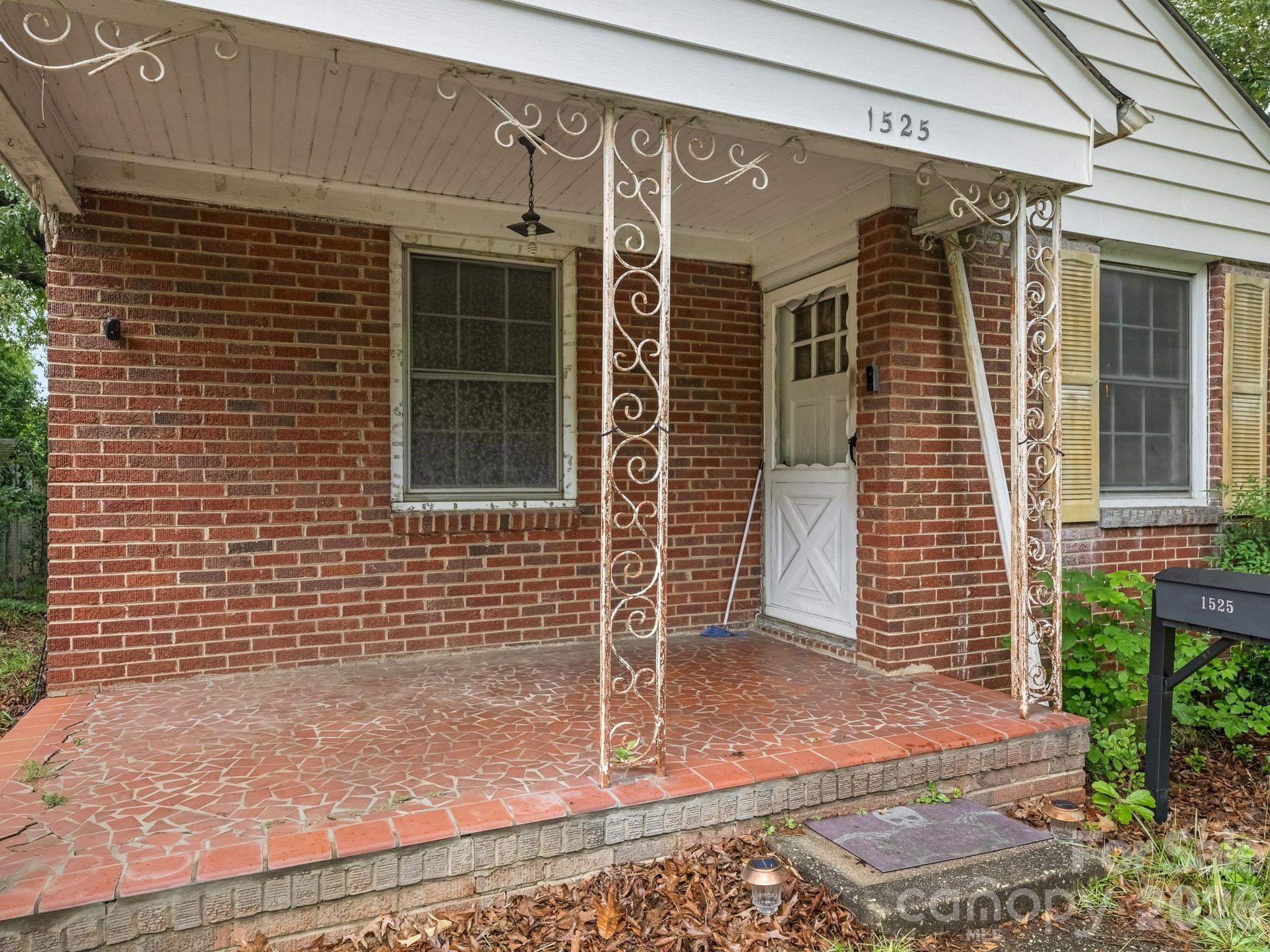 Plaza Heights - Residential