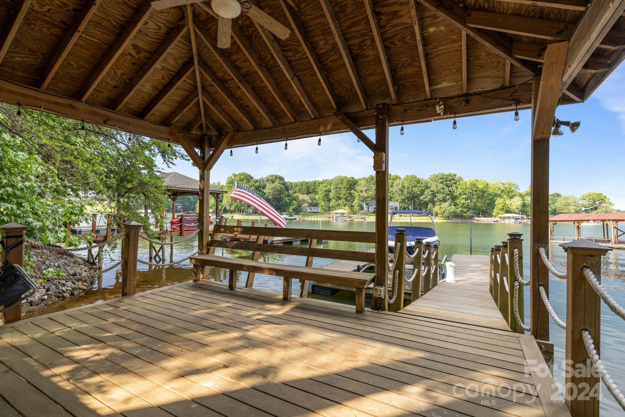 Harbor Oaks - Residential