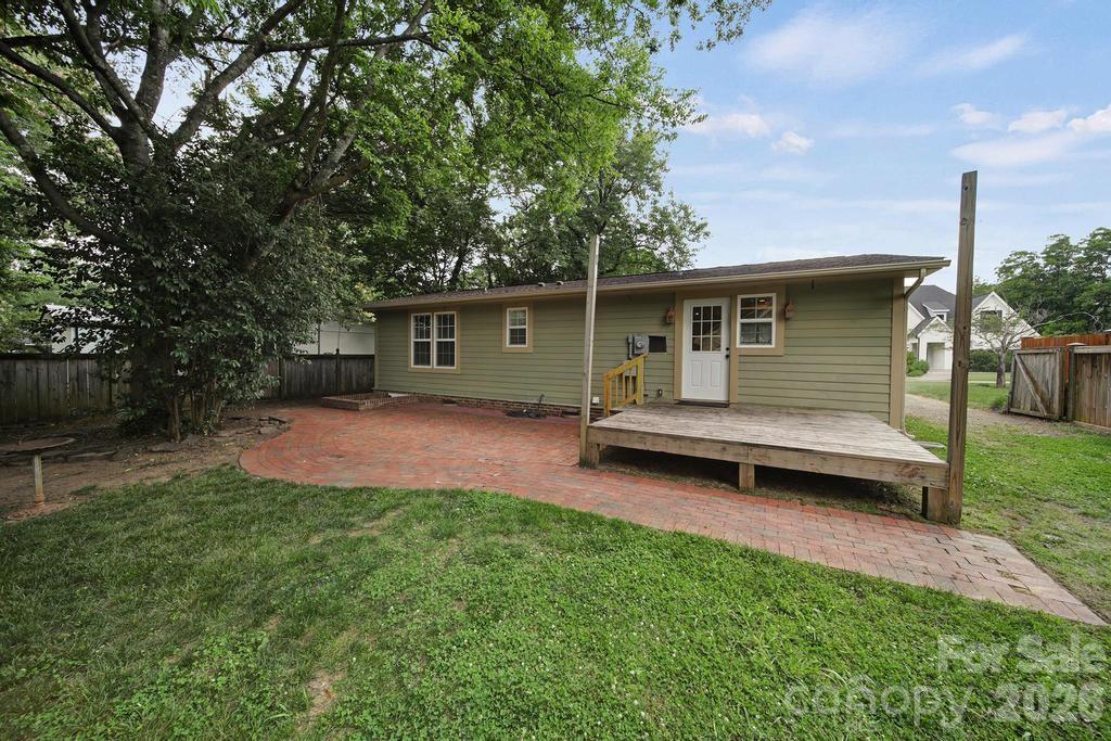 Country Club Heights - Residential
