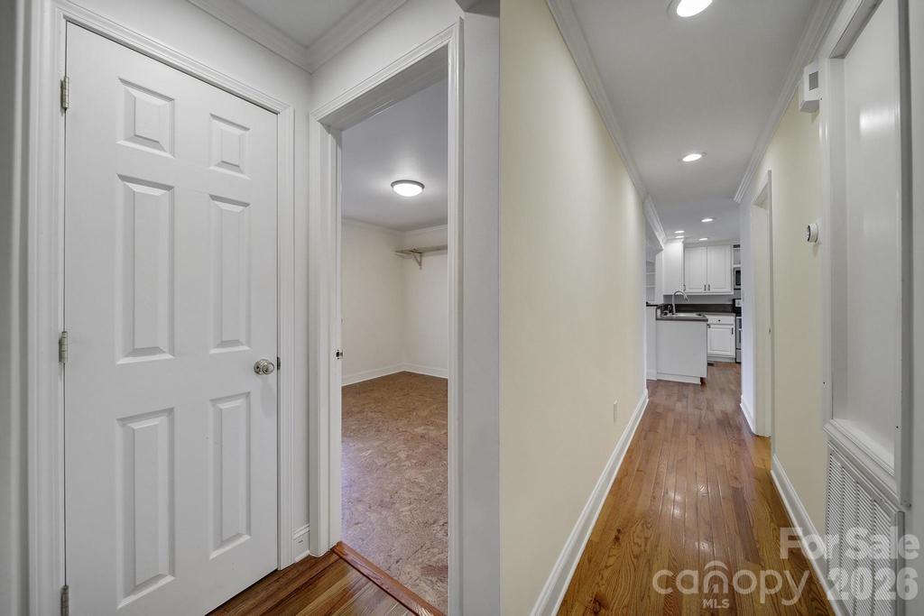 Country Club Heights - Residential