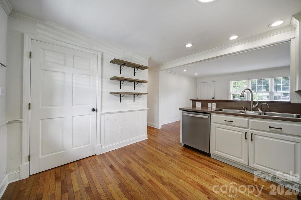 Country Club Heights - Residential