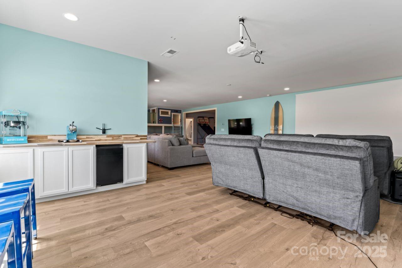 Paddlers Cove - Residential