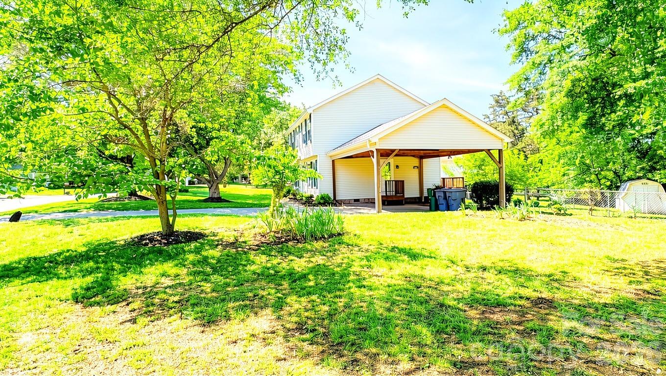 Shadow Lake - Residential