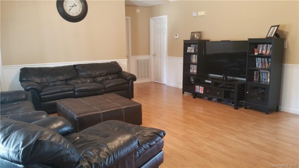 Lawrence Crossing - Residential