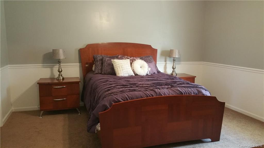 Lawrence Crossing - Residential