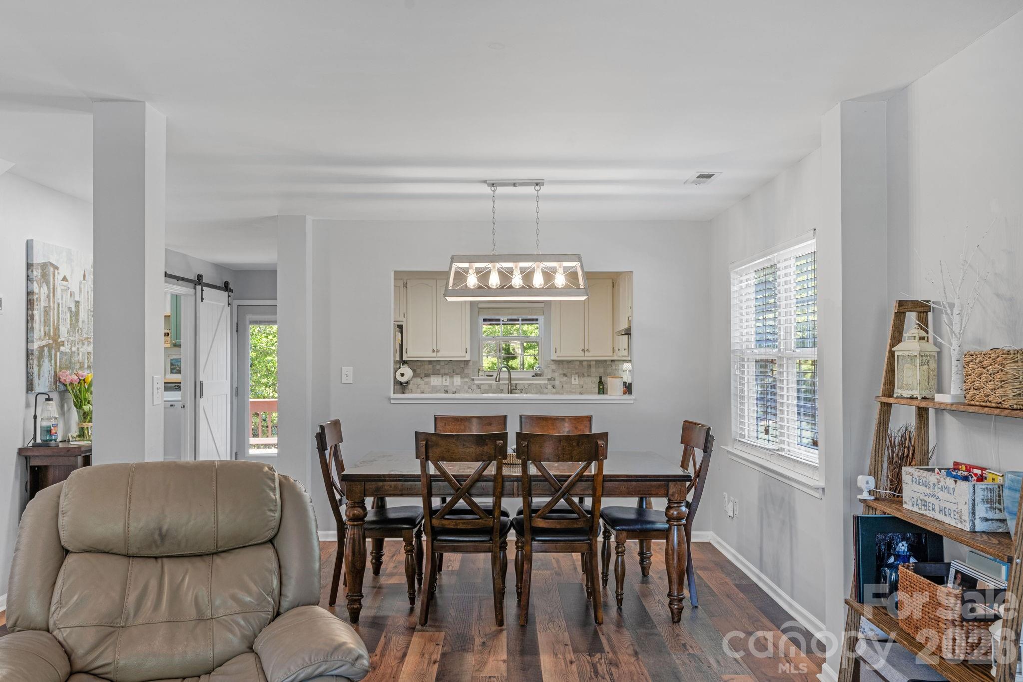 Adams Bluff - Residential