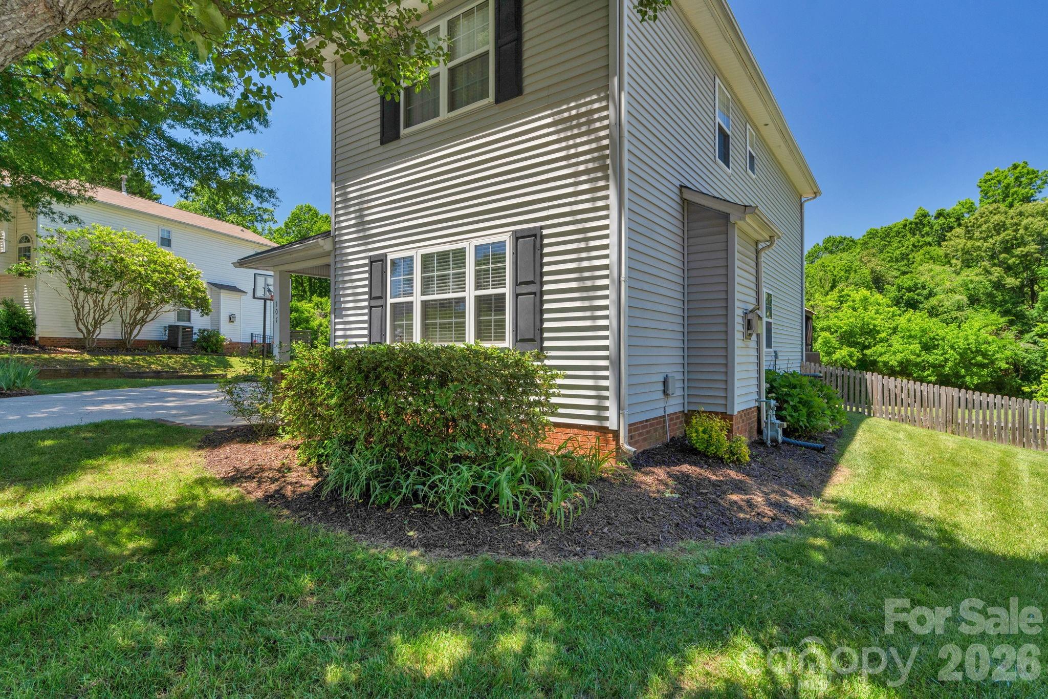 Adams Bluff - Residential