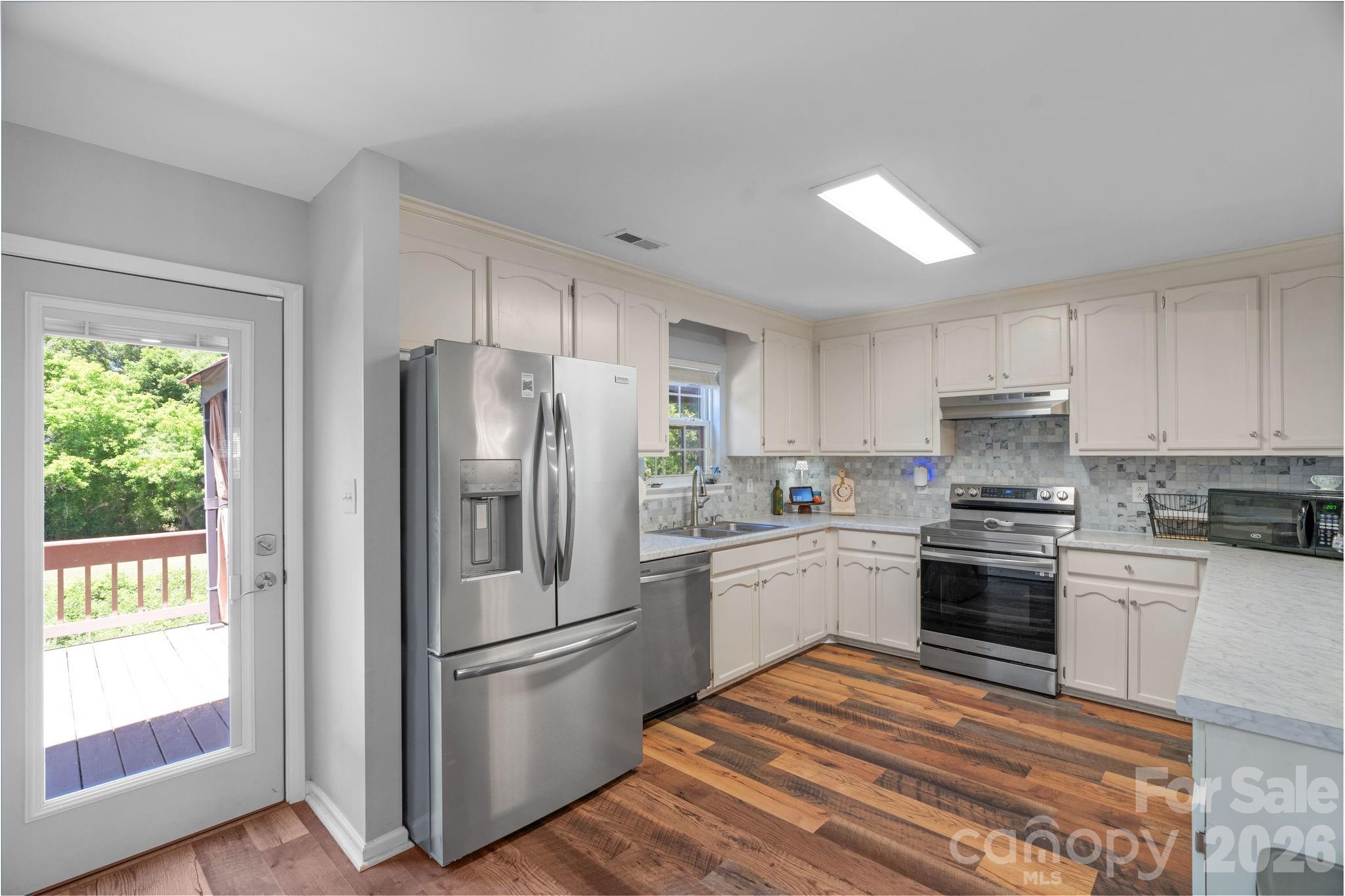 Adams Bluff - Residential