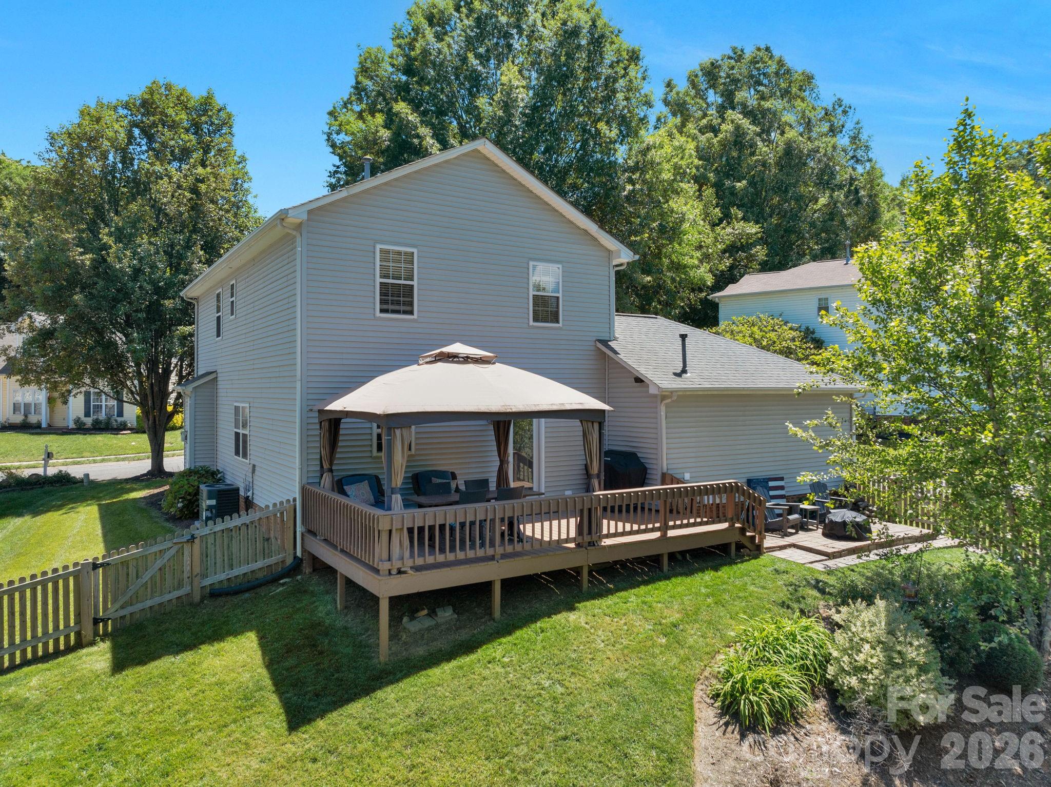 Adams Bluff - Residential
