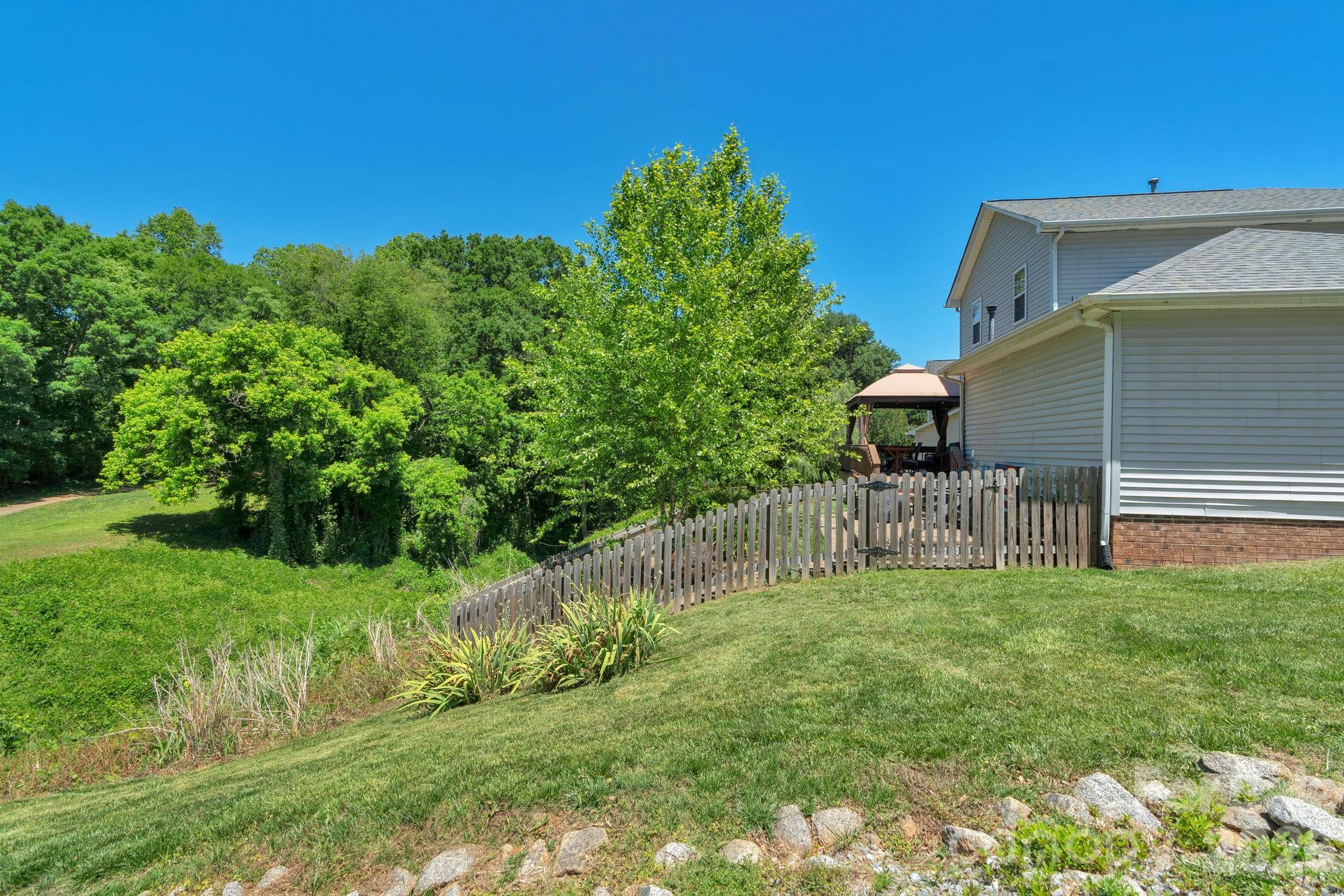Adams Bluff - Residential