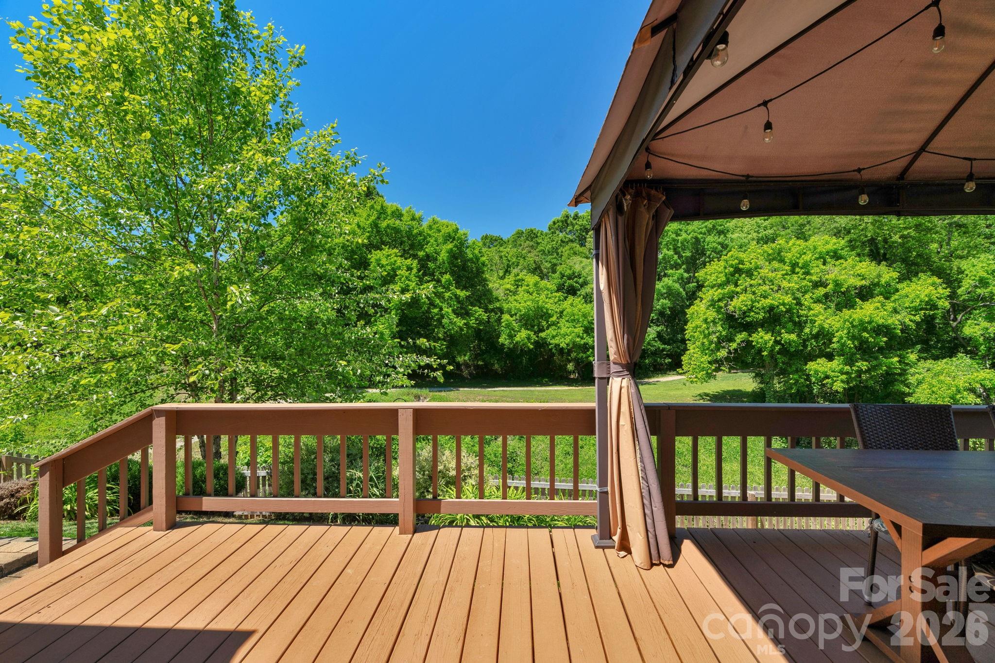 Adams Bluff - Residential