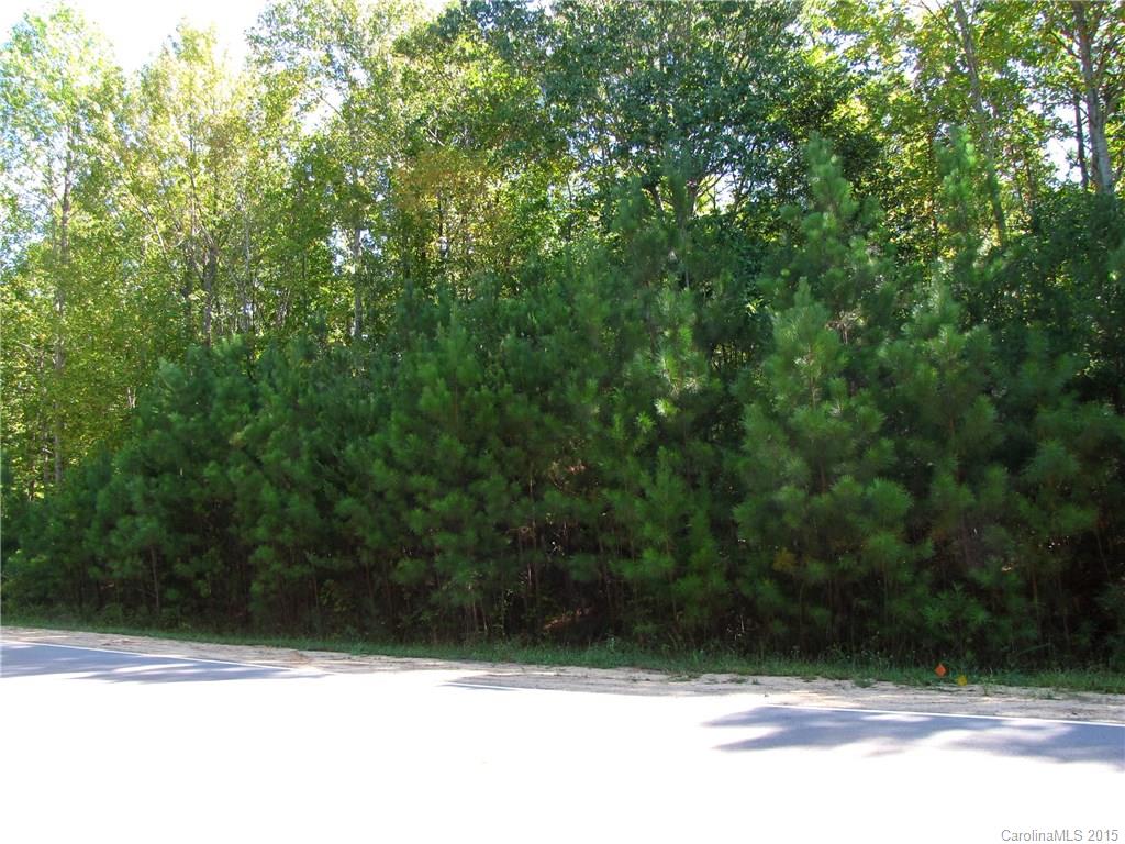 Popular River Oaks area in Lake Wylie with executive custom homes on large 1+ acre lots. Enjoy quiet, lake settting with easy access to major conveniences. Low York Co. taxes and top rated Clover Schools.