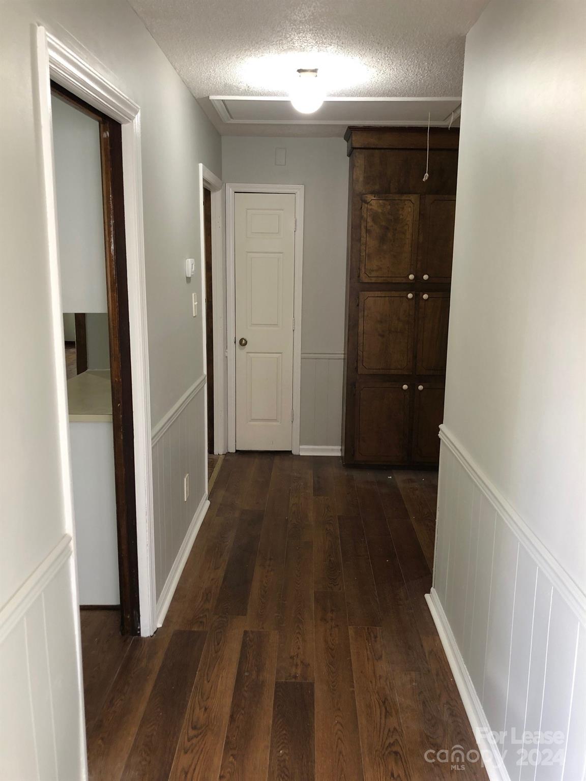 Ragin Estates - Residential Lease