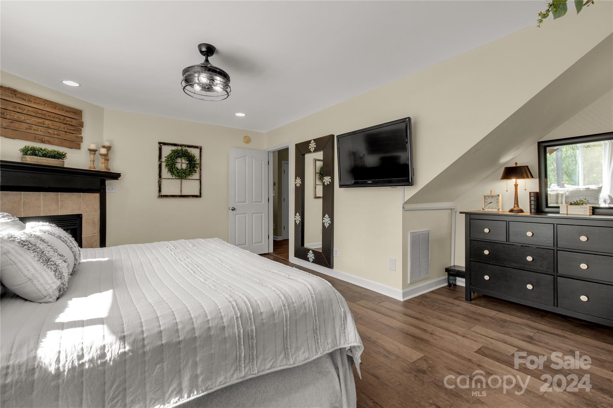 Derby Downs - Residential