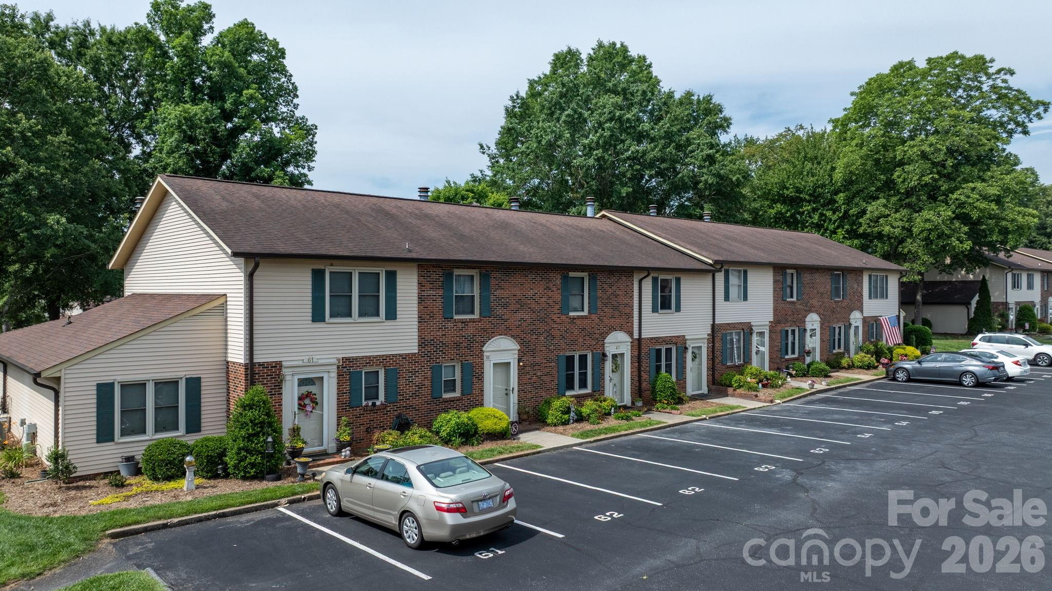 Tara Woods - Residential