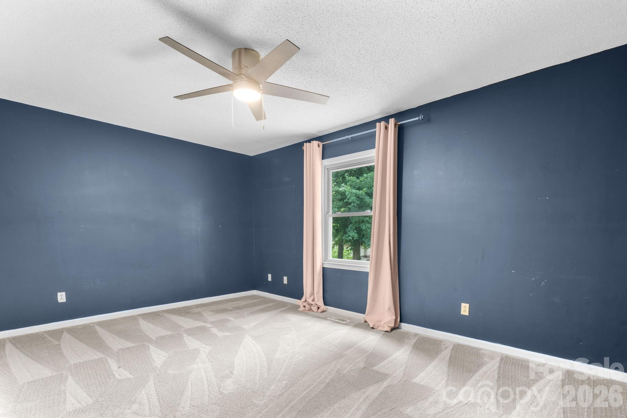 Tara Woods - Residential
