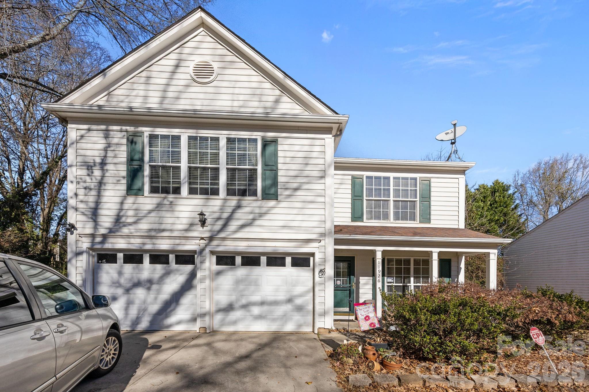 Very safe neighborhood in Ballantyne area,private Cul-de-Sac 3 bd 2.5 bath home,, fence in yard,remote awning in back,plenty parking space not like most home in the area with limit parking,best schools district ,low Hoa fee,few mins drive to SC, near hwy and shopping,home in this subdivision sold around 10 days, very demanding area, new floor in laundry room , kitchen.