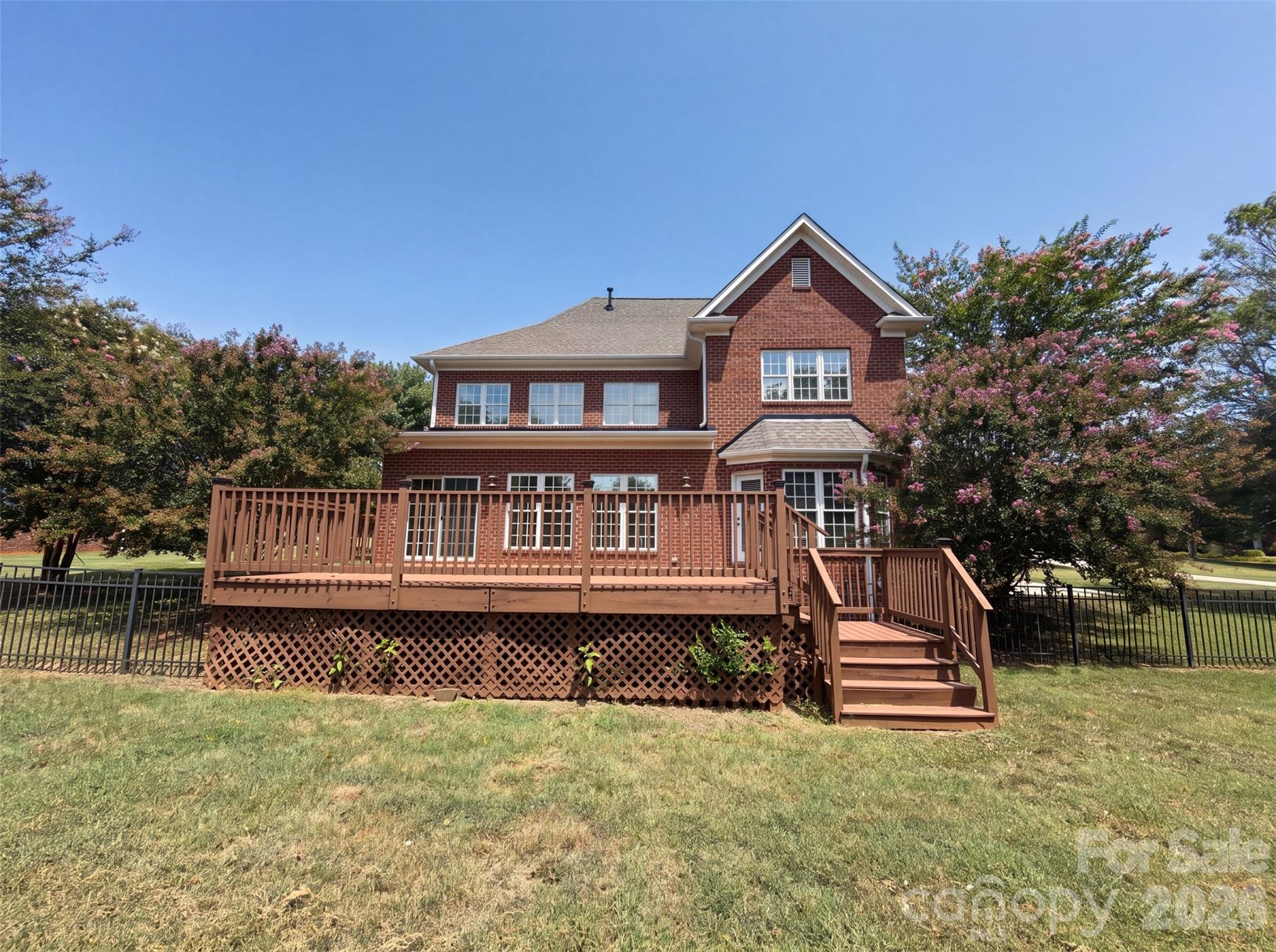 Arlington Oaks - Residential