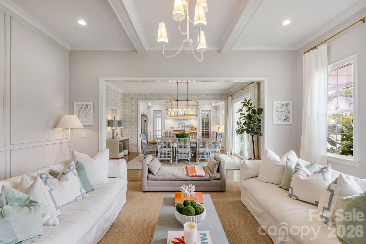 Hollins Grove - Residential