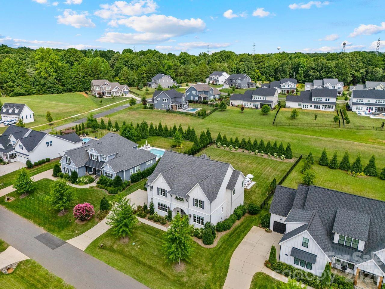 Hollins Grove - Residential