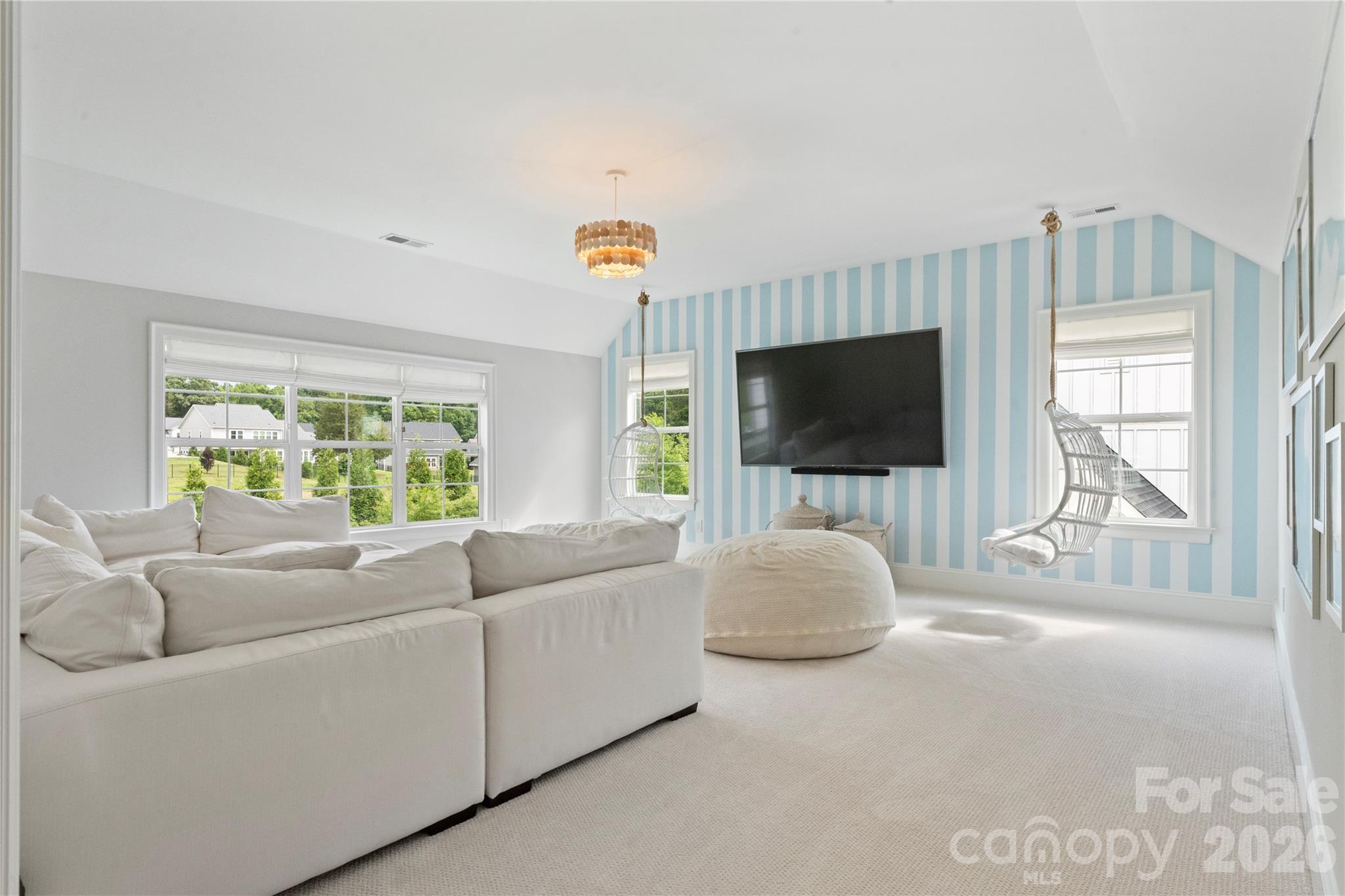 Hollins Grove - Residential