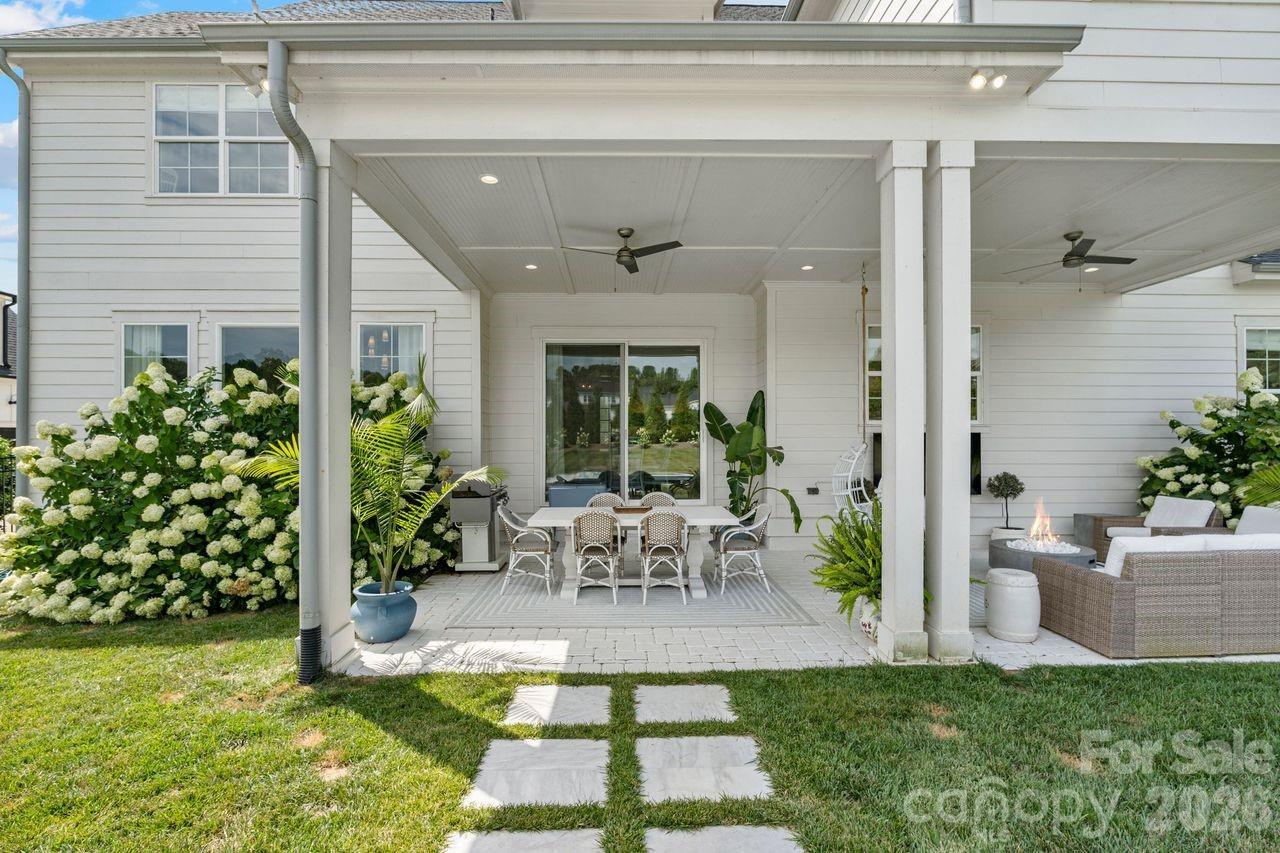 Hollins Grove - Residential