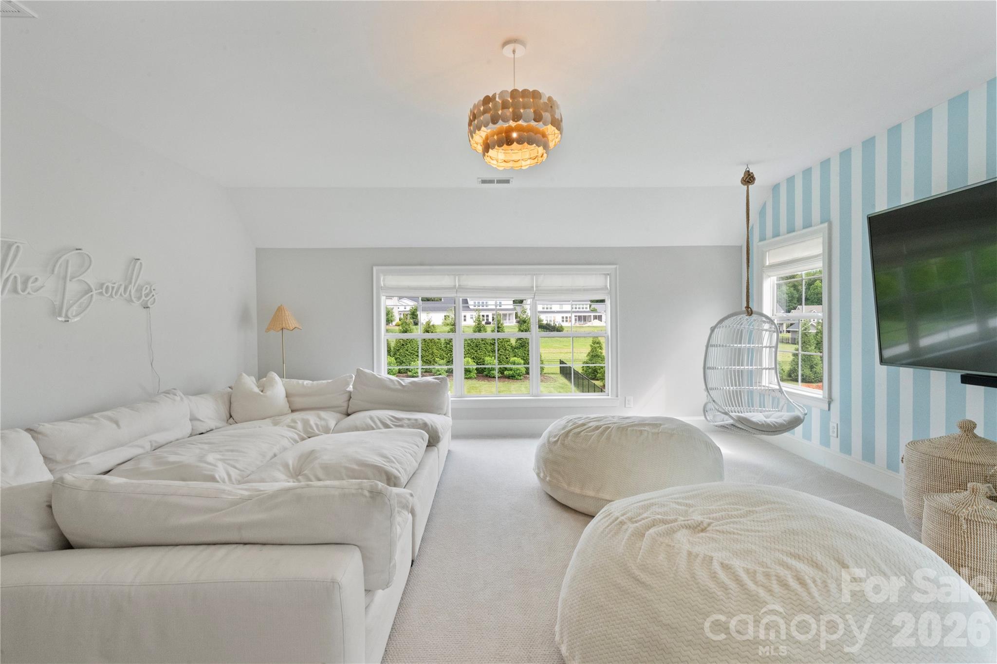 Hollins Grove - Residential