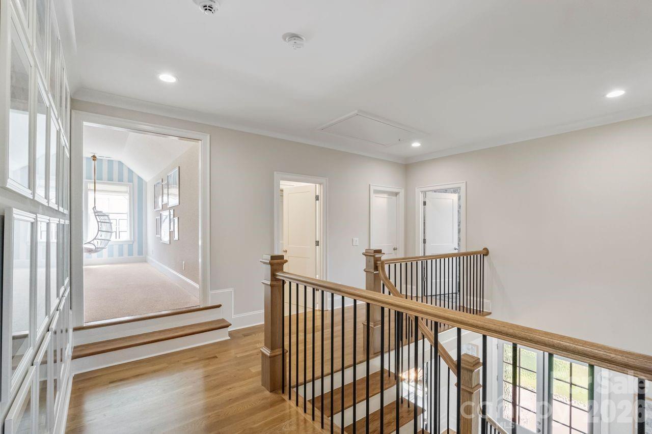 Hollins Grove - Residential