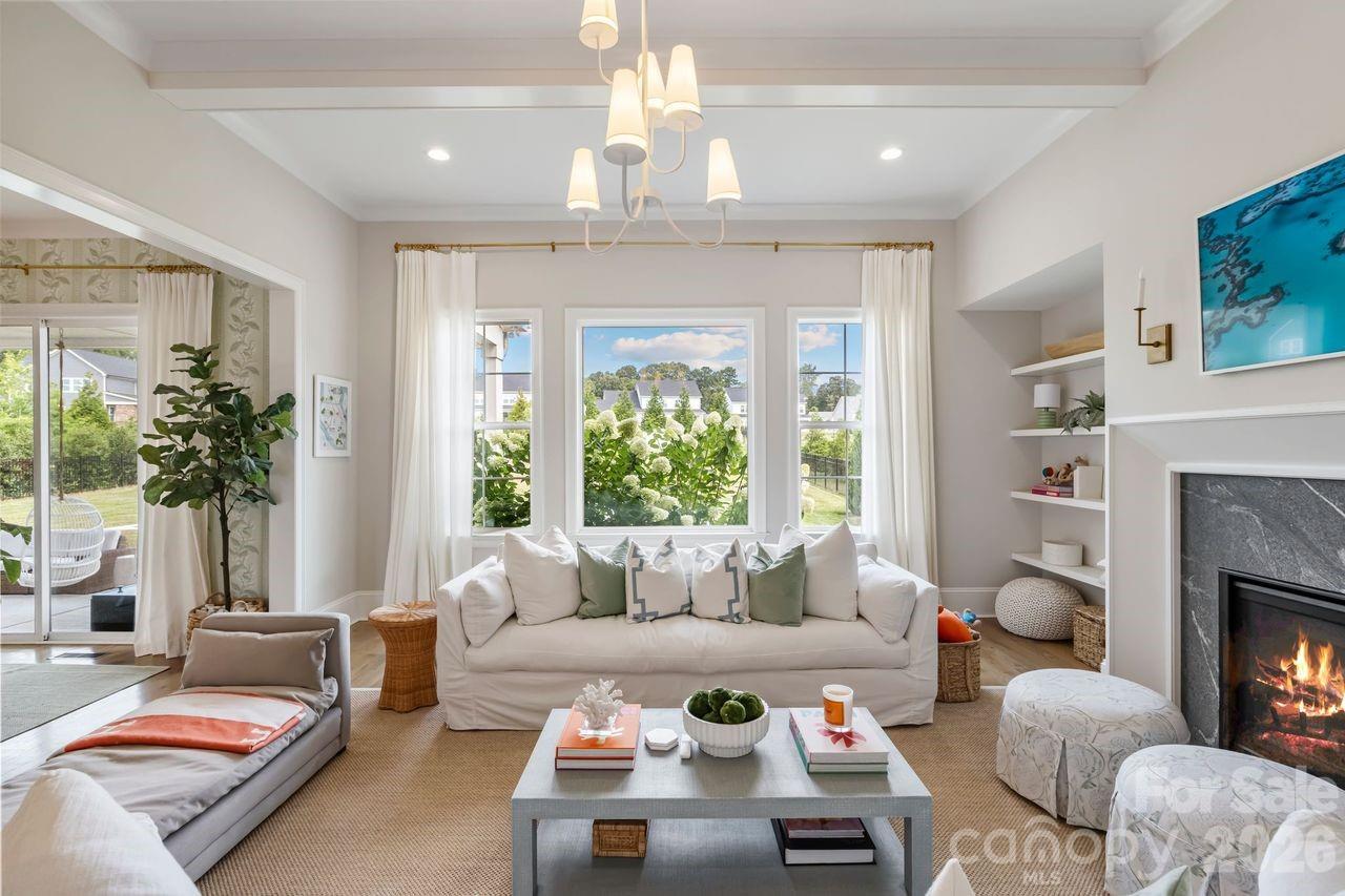 Hollins Grove - Residential