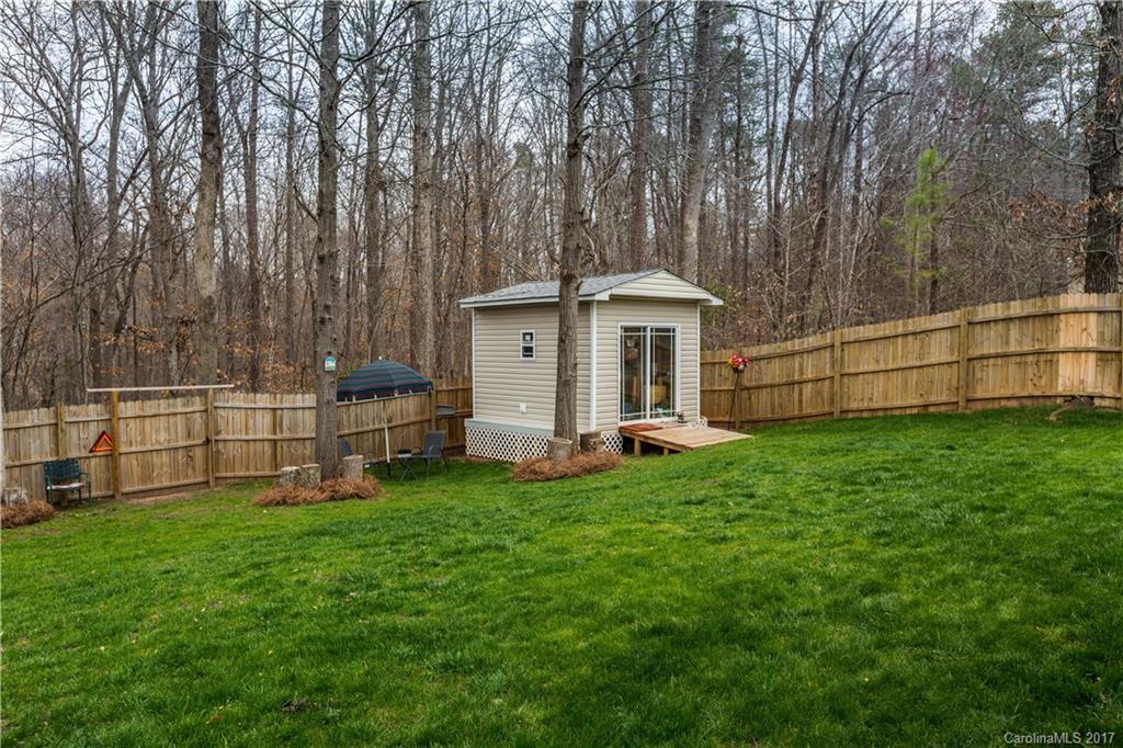 Avery Lake - Residential