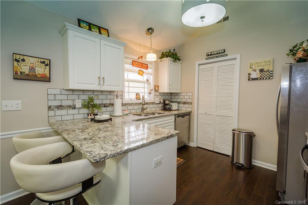 Avery Lake - Residential
