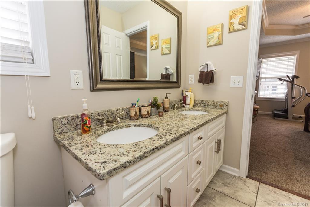 Avery Lake - Residential
