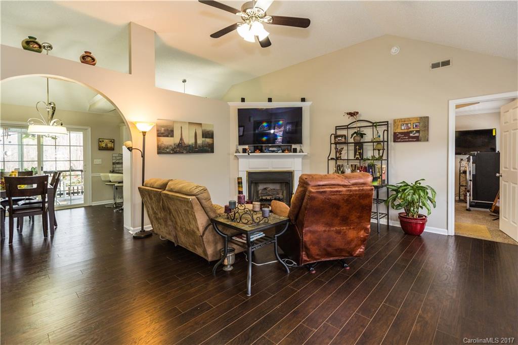Avery Lake - Residential