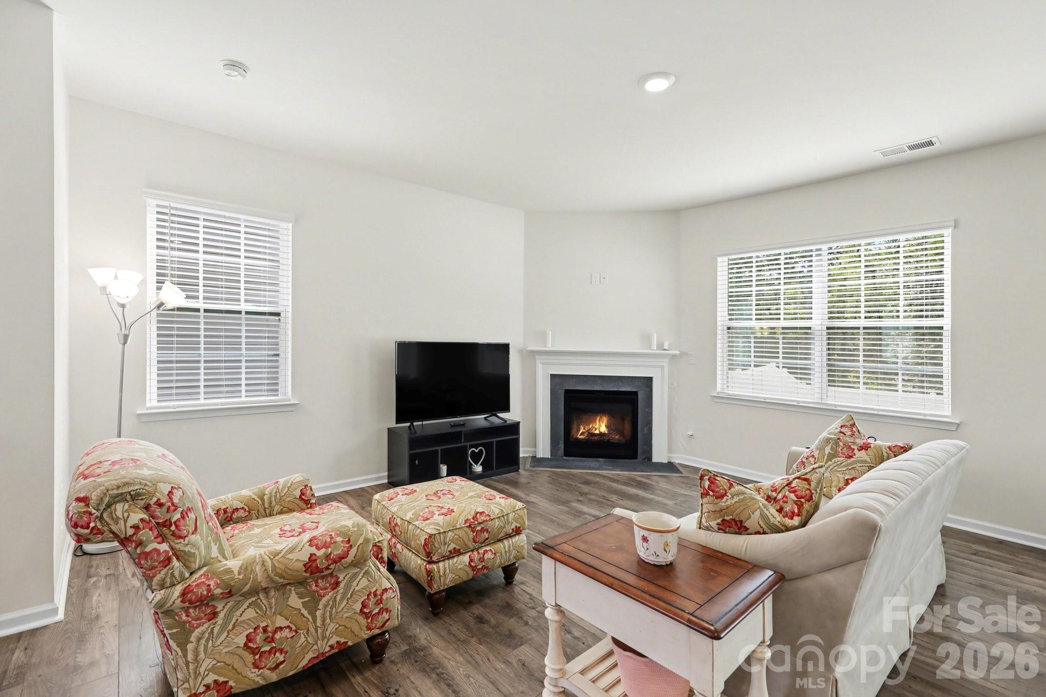 The Enclave At Sugar Creek - Residential