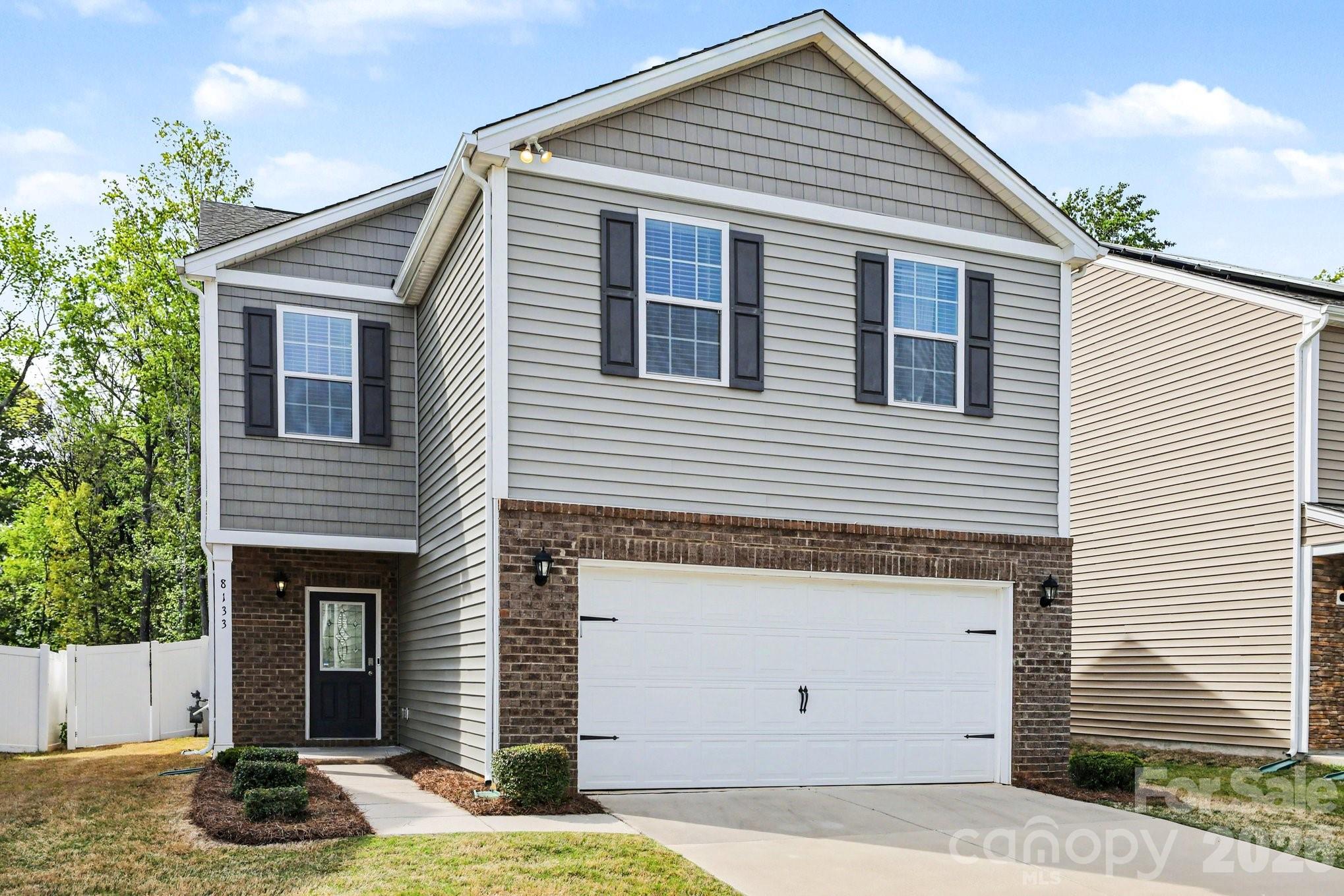 The Enclave At Sugar Creek - Residential